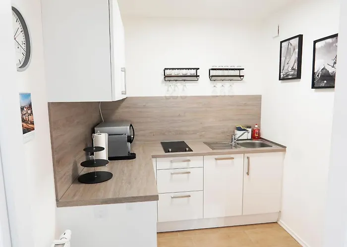 C - Gargen, Stilvoll, Modern & Cozy Im Zentrum Von Apartament