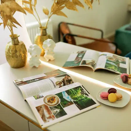 Apartment C - Gargen, Stilvoll, Modern & Cozy Im Zentrum Von