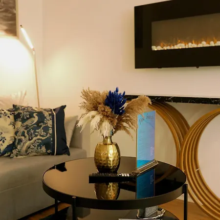 C - Gargen, Stilvoll, Modern & Cozy Im Zentrum Von Apartment *