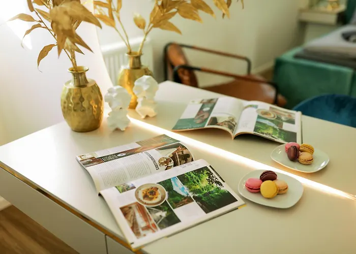 Apartment C - Gargen, Stilvoll, Modern & Cozy Im Zentrum Von